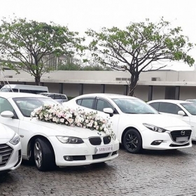 Bán ô tô giá rẻ từ 35 triệu một chiếc tại chợ ô tô cũ