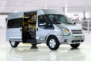 Công ty cần thuê xe 16 chỗ theo tháng nên thuê xe nào?